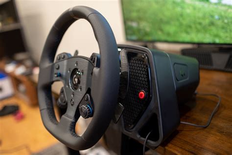 pro racing wheel direct drive  trueforce feedback technology  pc playstation