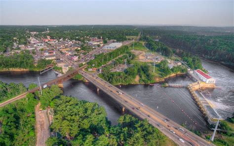 hotels  wisconsin dells hotels  night kayak