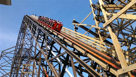 six flags great america presents goliath first ride