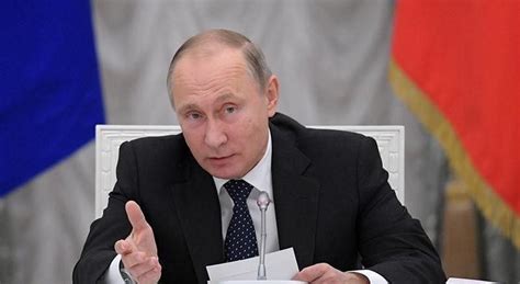 Путин похвалил российских ученых за создание нового атомного оружия