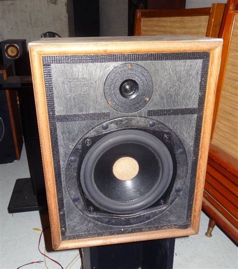 linn sara isobarik speakers  sale canuck audio mart