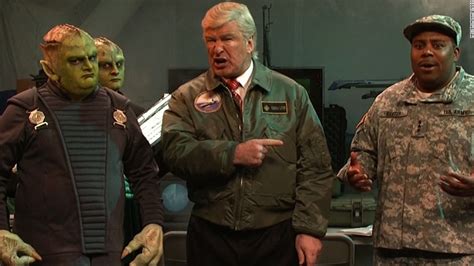 trump confronts alien invaders on snl cnn video
