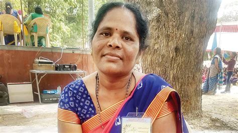 gujarat woman turns   life  rs  savings