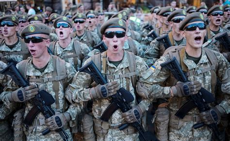 toured  front lines  russia  ukraine    frozen  national
