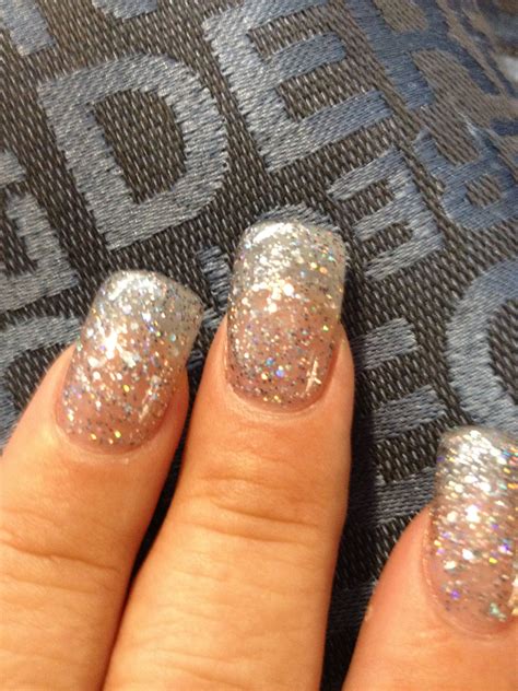 Silver Sparkle Gel Nails Fingernail Designs Sparkle Gel Nails