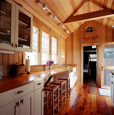 nantucket country kitchen traditional kitchen  metro  jacob lilley architects