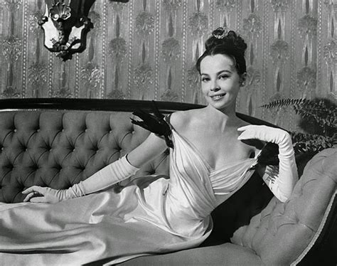 beautiful black and white portraits of leslie caron from