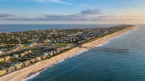 outer banks north carolina  hidden beaches  standout seafood joints