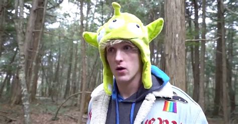 read youtuber logan paul s apology for filming dead body in suicide
