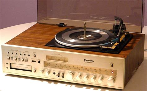vintage panasonic se  stereo receiver   track recorder turntable