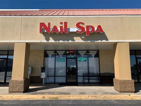 services nail spa