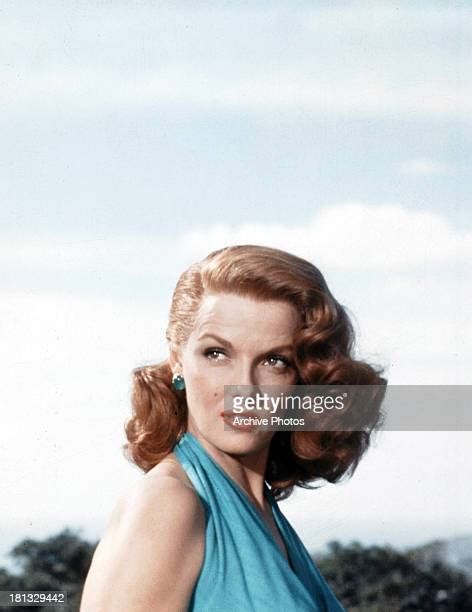 jane russell photos et images de collection getty images