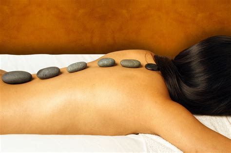 10 facts about hot stone massage