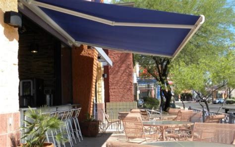 considerations    buying  retractable awning az sun solutions