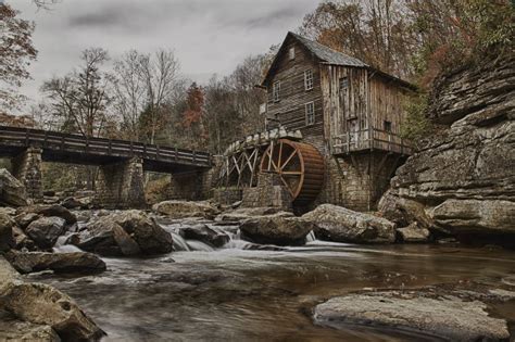 historic  grist mill  larry flynn px    grist mill