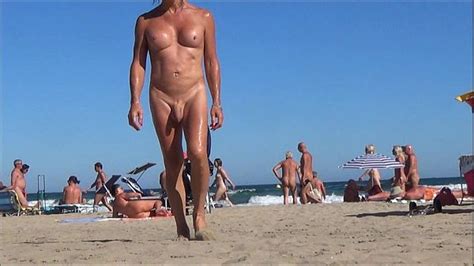 nude shemale with anal rosebud on the beach xvideos
