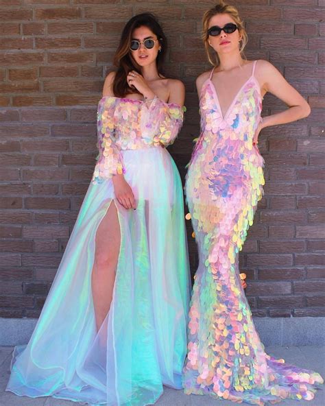 6 Ideas For An Iridescent Wedding 1000 Mermaid Dresses Pretty