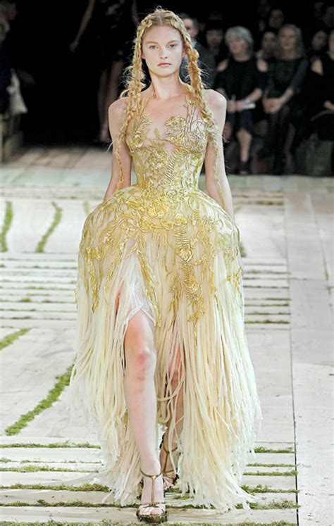 alexander mcqueen spring summer 2011 makeup and beauty