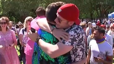 australia votes yes for same sex marriage newshub