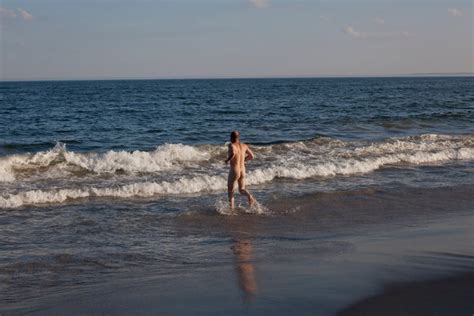 daring enough to bare it all for a new york swim the new york times