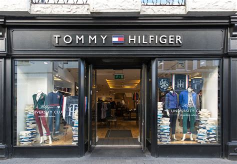 tommy hilfiger names  global chief marketing officer retail
