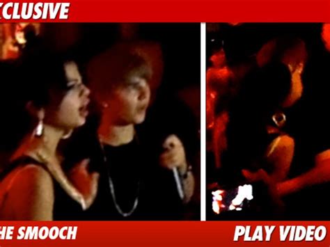 Justin Bieber And Selena Gomez Duet Kissy Face Karaoke