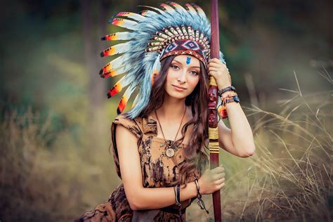 native american with arrow hd wallpaper background image 2000x1334