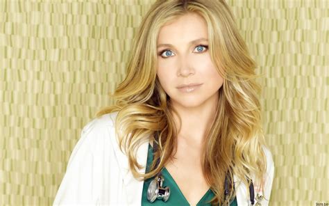 sarah chalke wallpapers images photos pictures backgrounds