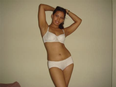 nepali girl bra panty remove showing full nude body hd photo gallery