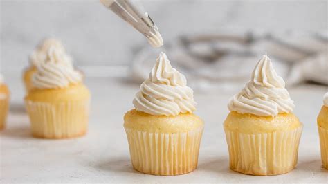 classic vanilla buttercream frosting recipe