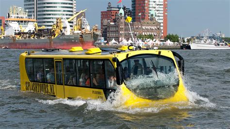 rotterdam  peut visiter la ville  bord dun bus qui va dans
