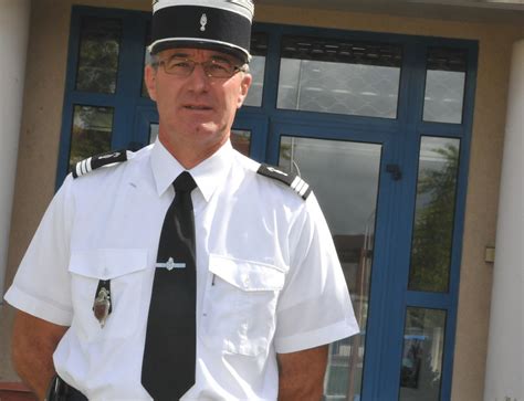 gendarmerie un nouveau capitaine à la compagnie de chalon
