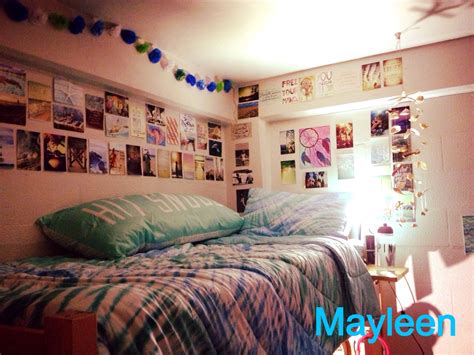 pin by mayleen call on college life college dorm rooms