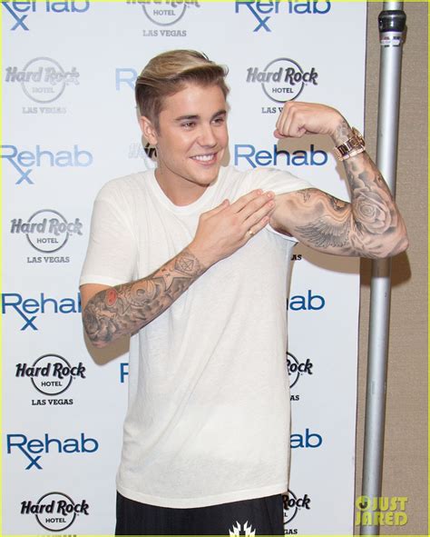 Justin Bieber Flashes His Abs At The Mayweather Vs Pacquiao Pre Party
