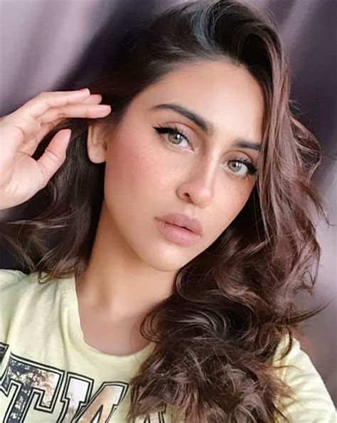 Krystle Dsouza Glams It Up With Her Hot And Sexy Looks