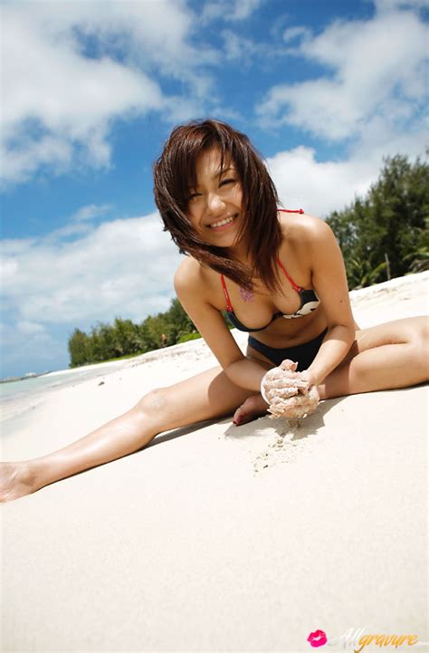nana konishi in beach banny ii free nude all gravure pictures at elitebabes