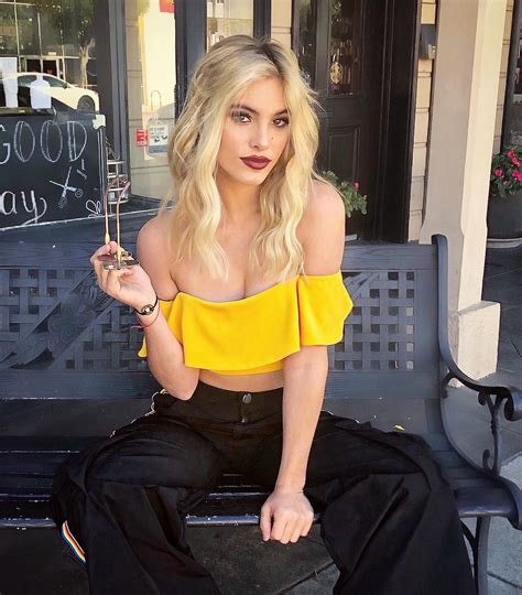 Instagram Model Lele Pons Shows What Plastic Surgery Can