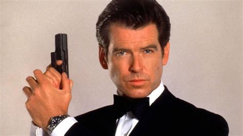 7 Curiosidades Del Agente James Bond Que Desconocías Uppers