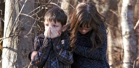 Sandy Hook Elementary Shooting Leaves 28 Dead Law Enforcement Sources