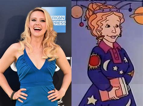 kate mckinnon is fiona frizzle on the magic school bus rides again from