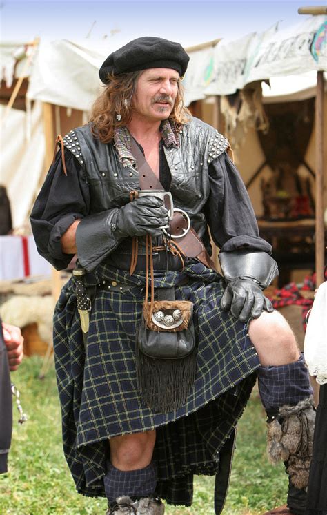 scottish kilts  men  great kilt creative costume ideas