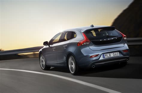 volvo  official pictures   premium hatchback  caradvice