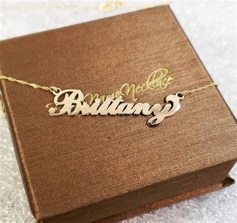 carrie name necklace solid gold 14k