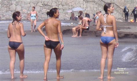 topless girls walking on the beach january 2008 voyeur web