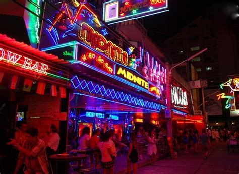 patpong thailand red light district night life