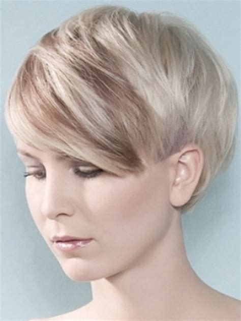 Classy Short Hairstyles For Women