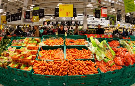 french supermarkets  donating unsold food  charities business insider