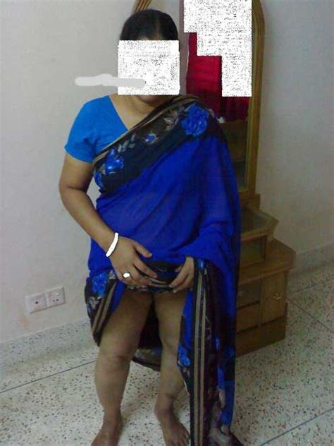 indian hot aunty ne apni chut aur gaand dikhai antarvasna xxx photos