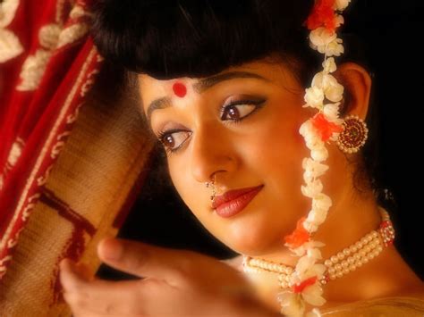 latest film news online actress photo gallery kavya madhavan new stills latest photos