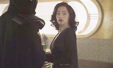 Who Is Emilia Clarke S Qi Ra In Solo A Star Wars Story